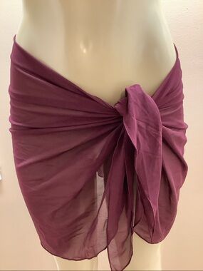 Zuliana Mesh Sarong Skirt. One Size. New With Tags.